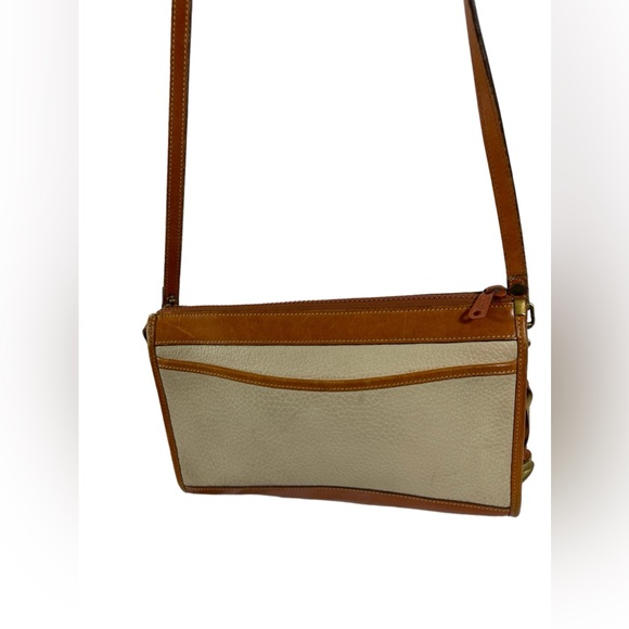 RARE DOONEY & BOURKE ivory two tone leather  crossbody with exterior pockets - Picture 3 of 12